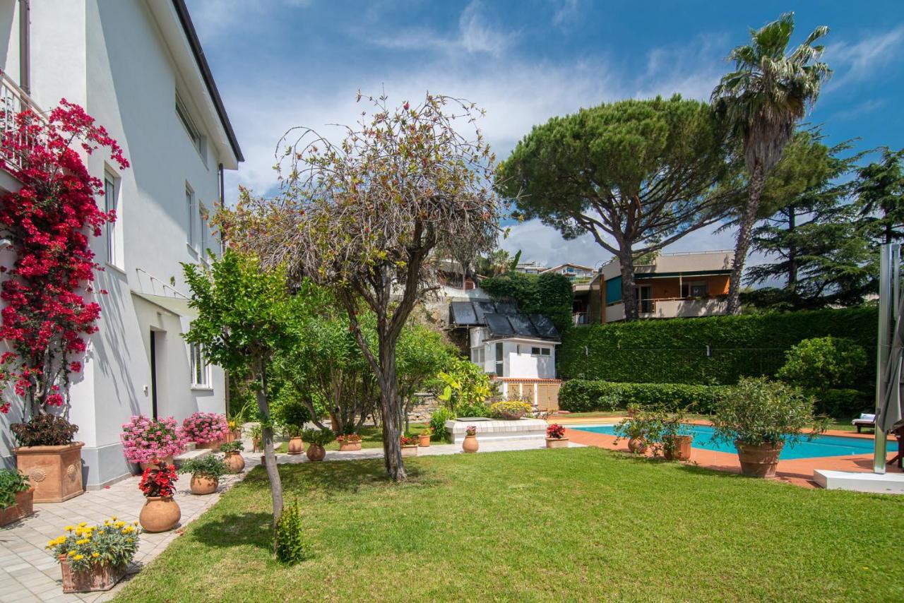 Magnificent Villa San Remo Exterior foto
