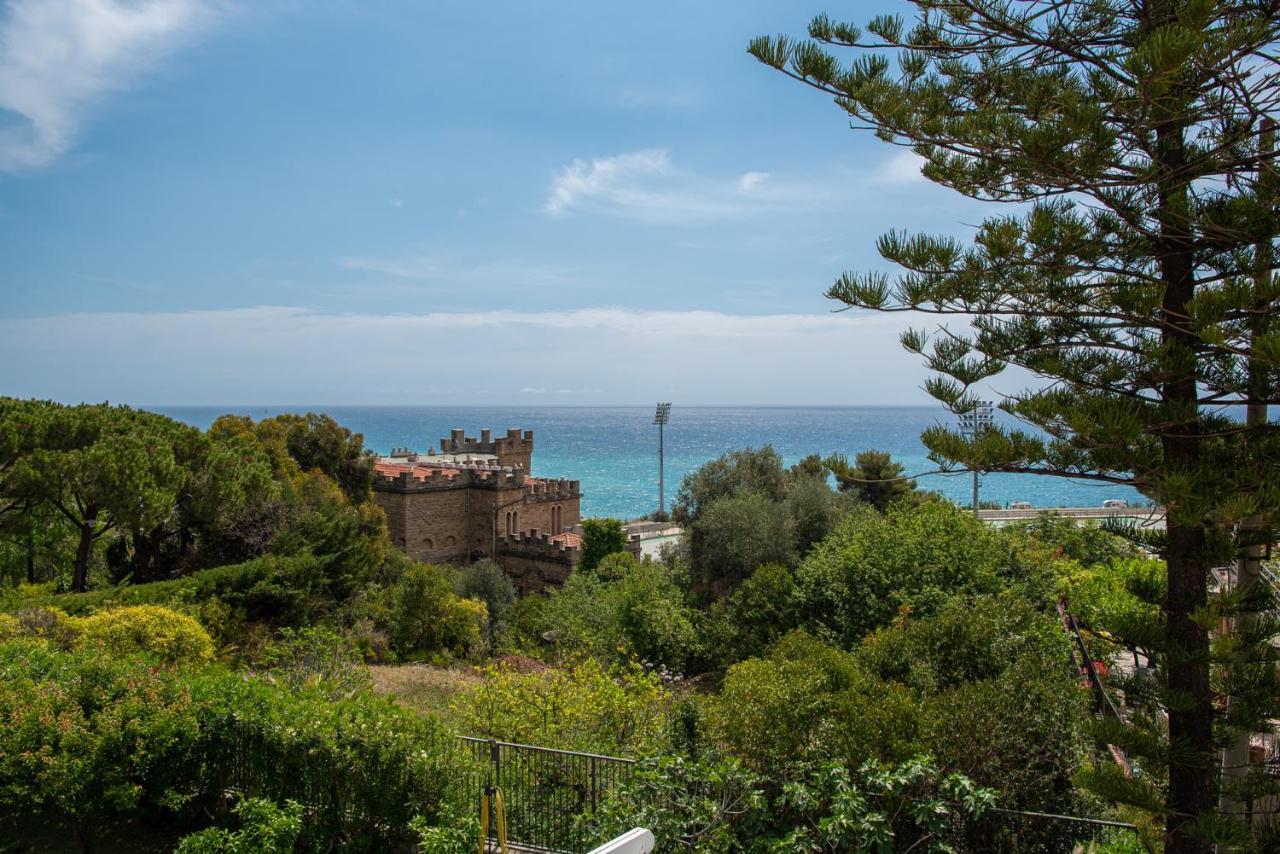 Magnificent Villa San Remo Exterior foto