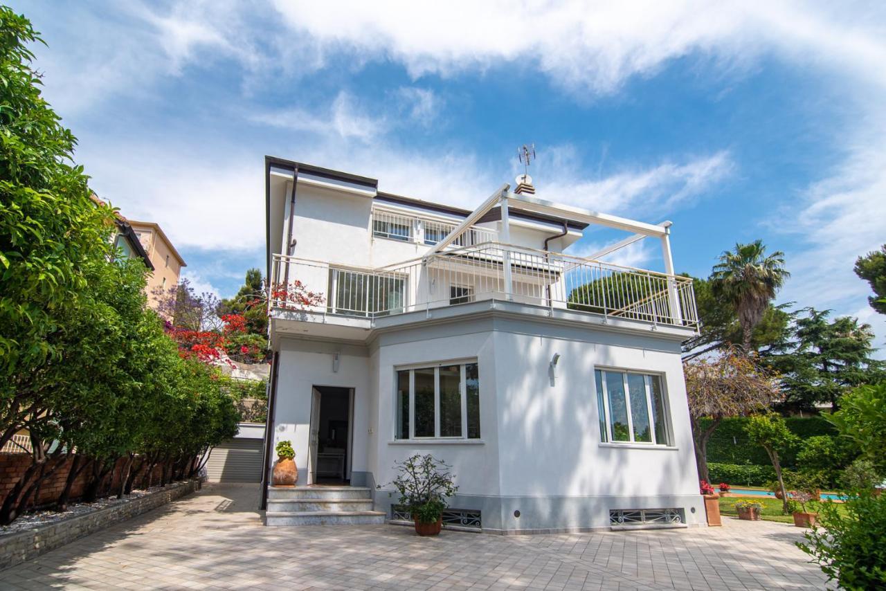 Magnificent Villa San Remo Exterior foto