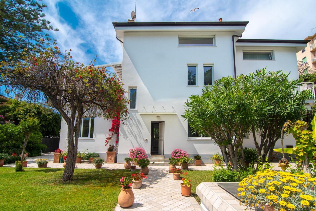 Magnificent Villa San Remo Exterior foto